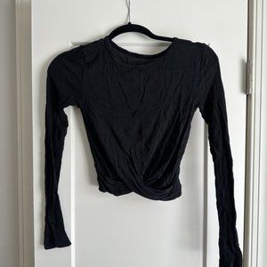 alo Yoga twisted front crop top - SMALL - Black